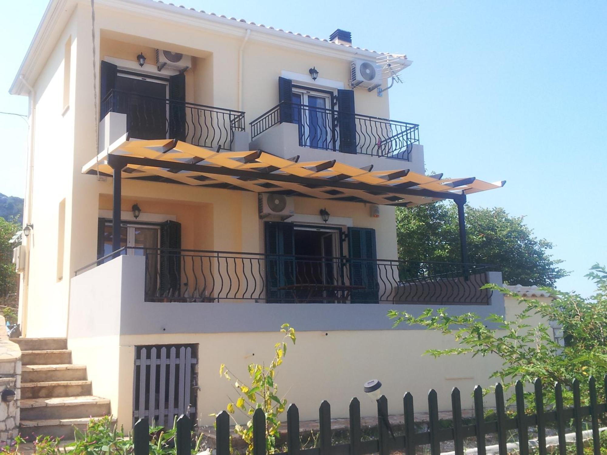 Natura Villas Drymon Habitación foto