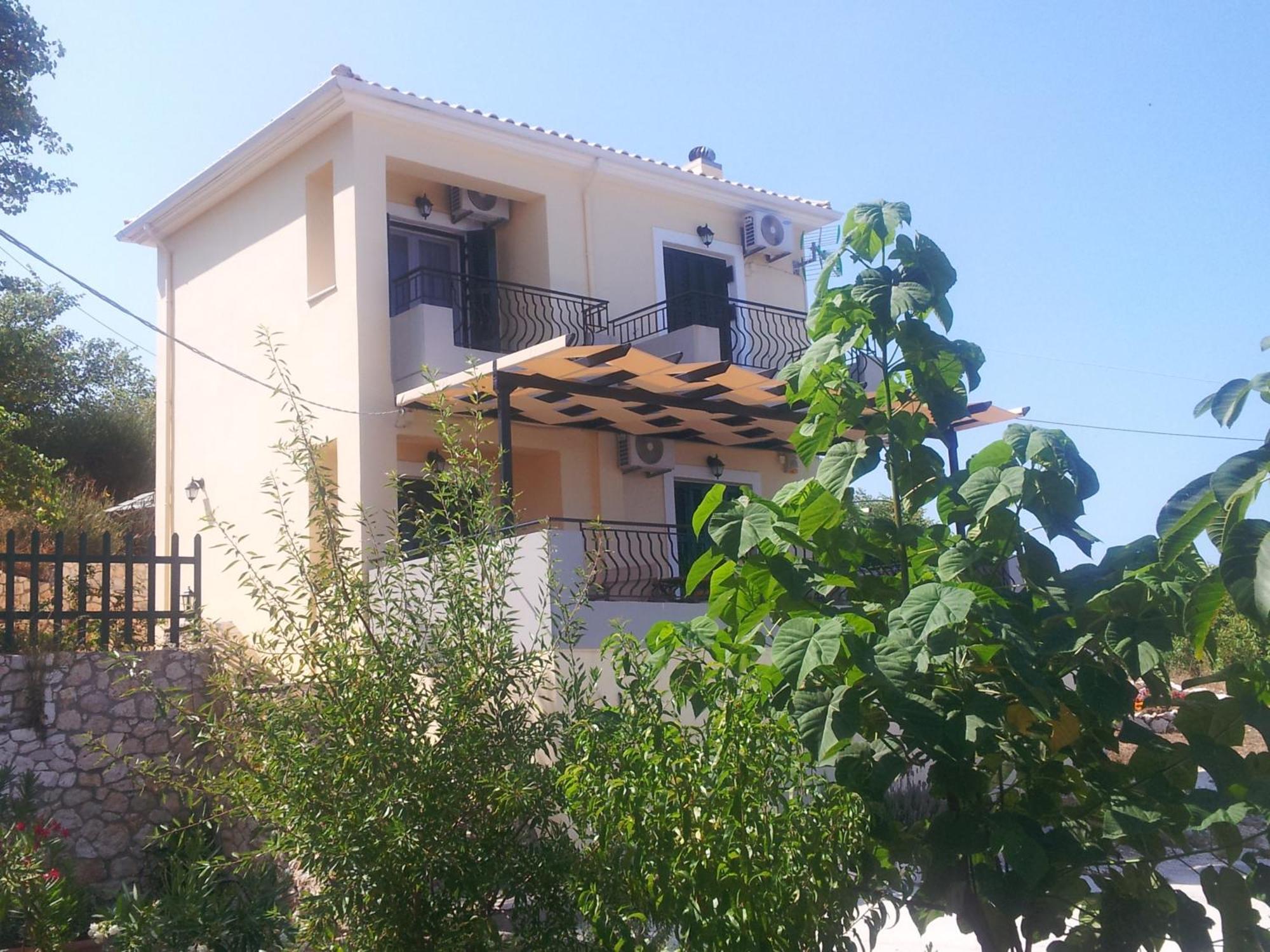 Natura Villas Drymon Habitación foto